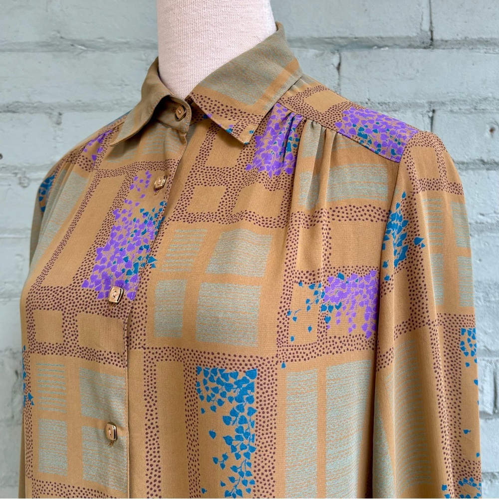 Vintage 80s Novelty Print Blouse - Picture 7 of 8